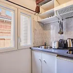 Elegant Center Of Apartment *